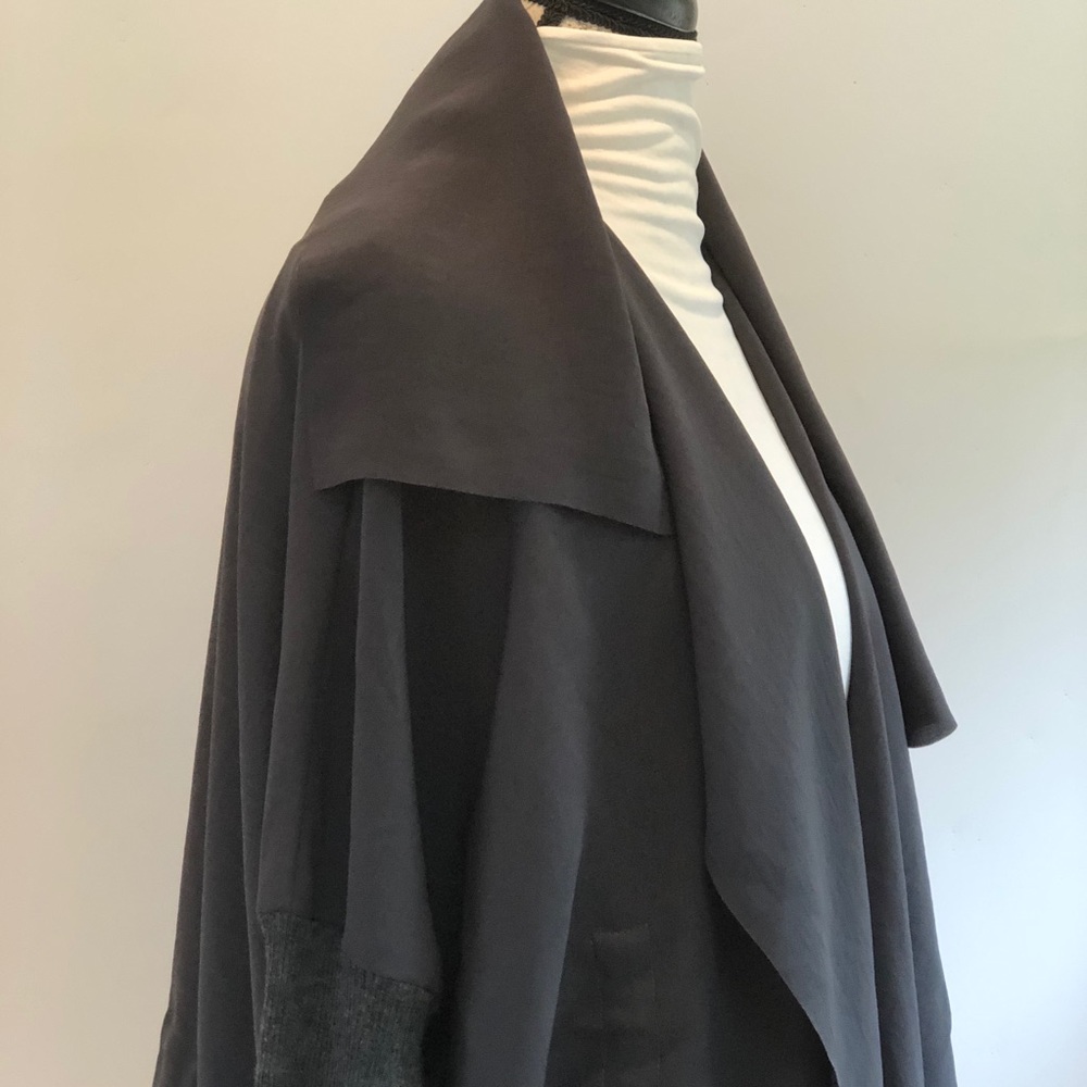 Crea Asymmetrical Cascading Front Light Jacket L - image 5